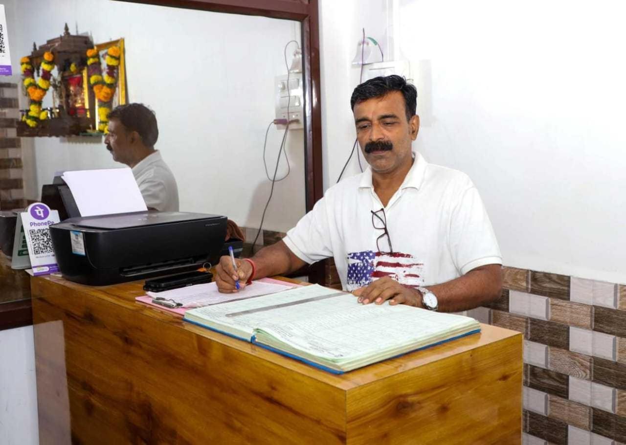 Hotel O Sargam Lodging And Boarding Ulhasnagar Bagian luar foto